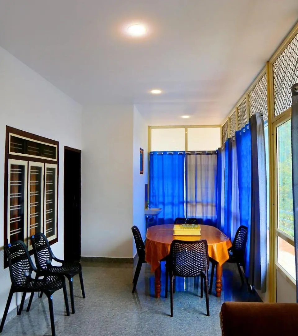 Eco Hills Private Pool Villa Munnar